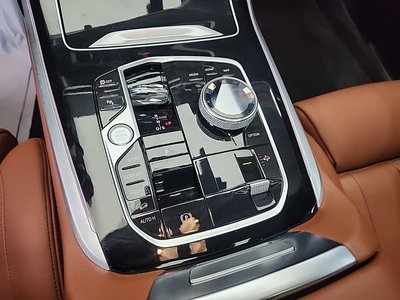 BMW X7 - 8