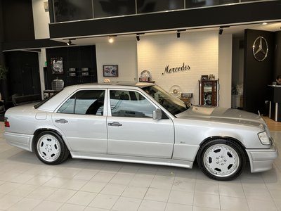 MERCEDES-BENZ MEDIUM-CLASS - 8