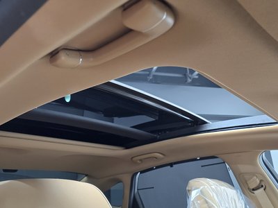 2024 Genesis G80 (RG3) thumbnail 18