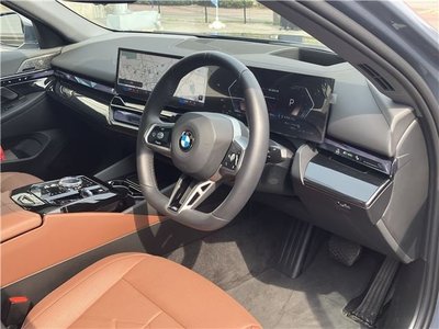 BMW 5 SERIES - 3
