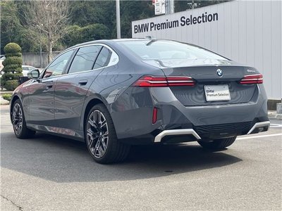 BMW 5 SERIES - 7