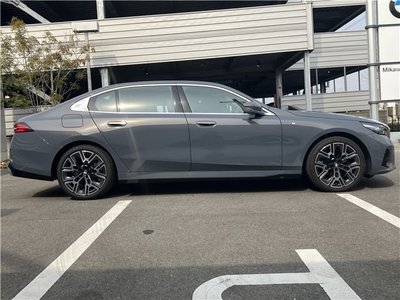 BMW 5 SERIES - 9