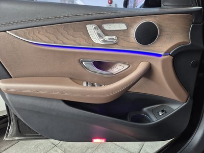 MERCEDES-BENZ E-CLASS - 5