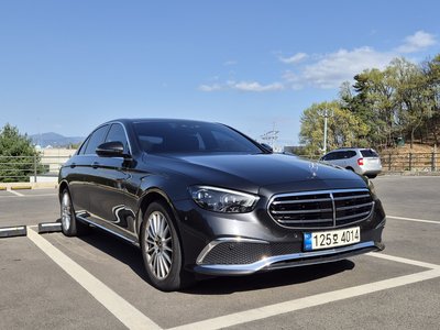 MERCEDES-BENZ E-CLASS - 2