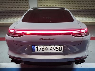 PORSCHE PANAMERA - 2