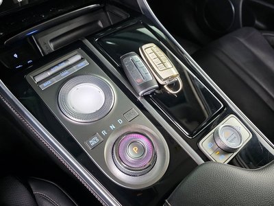 GENESIS GV80 - 9
