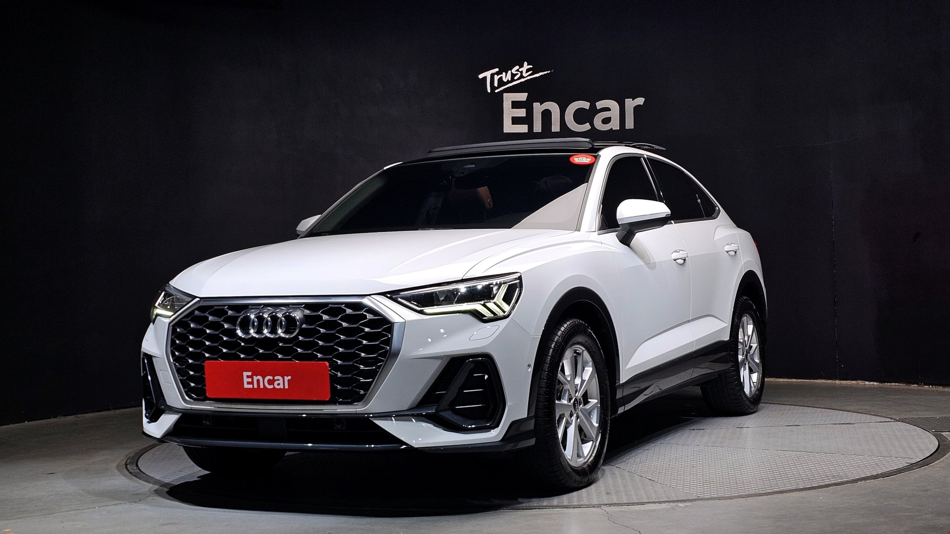 AUDI Q3 - View 1