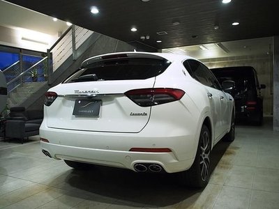 MASERATI LEVANTE - 5