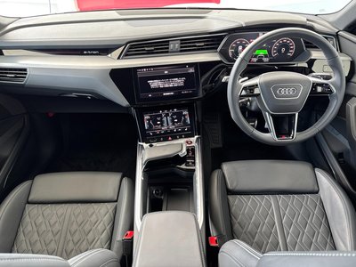 2024 AUDI SQ8 SPORTBACK E-TRON 照片 3