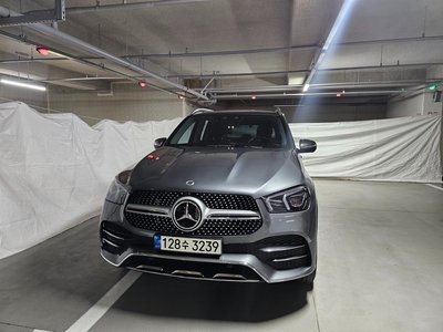MERCEDES-BENZ GLE