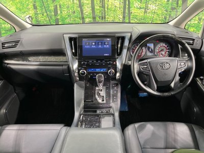 TOYOTA ALPHARD - 2