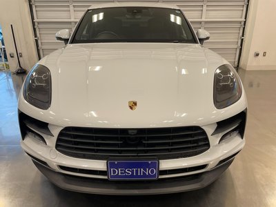 PORSCHE MACAN - 2
