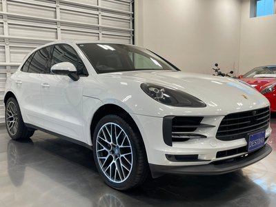 PORSCHE MACAN - 3