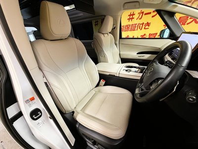 2024 LEXUS LM — фото 10
