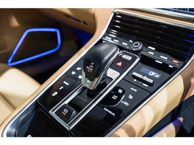 PORSCHE PANAMERA - 7