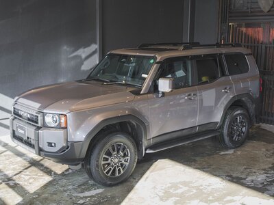 TOYOTA LAND CRUISER 250