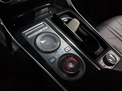 2020 Genesis GV80 — миниатюра 12