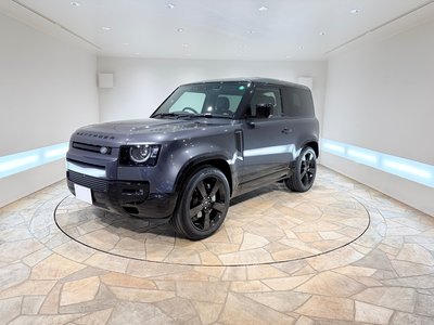 LAND ROVER DEFENDER - 1