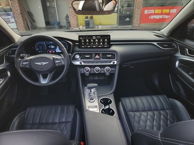 صورة 6 لـ 2020 Genesis THE NEW G70
