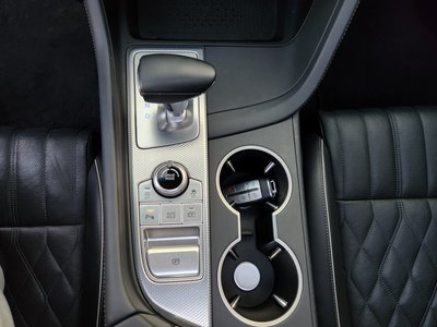 صورة 9 لـ 2020 Genesis THE NEW G70