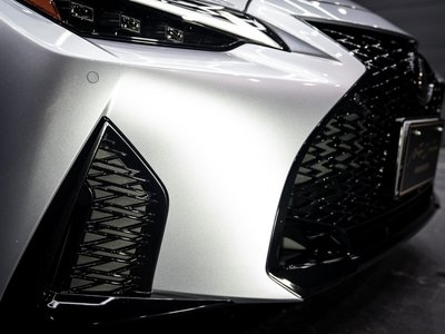 صورة مصغرة 57 لـ 2023 Lexus IS
