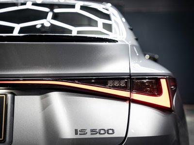 صورة مصغرة 72 لـ 2023 Lexus IS