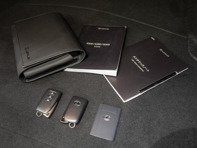 صورة مصغرة 15 لـ 2023 Lexus IS