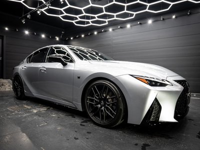 صورة مصغرة 32 لـ 2023 Lexus IS