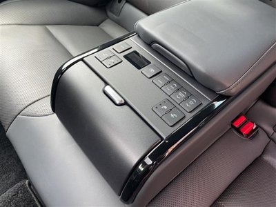 2022 Toyota CROWN CROSSOVER — фото 21