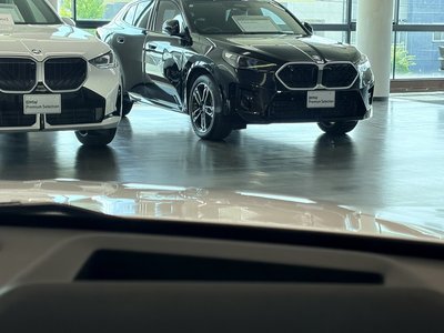 2025 BMW X2 thumbnail 38