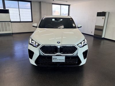 2025 BMW X2 photo 3