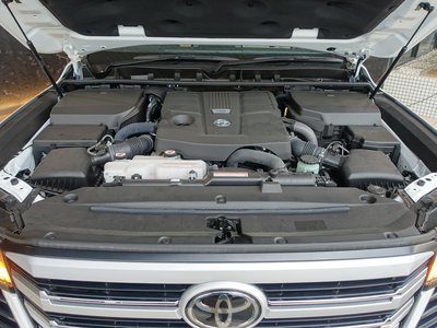 صورة مصغرة 75 لـ 2024 Toyota LAND CRUISER 300