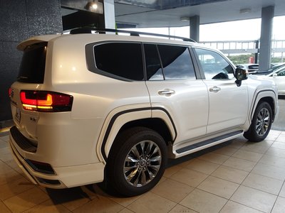 صورة مصغرة 23 لـ 2024 Toyota LAND CRUISER 300
