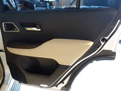 صورة مصغرة 54 لـ 2024 Toyota LAND CRUISER 300