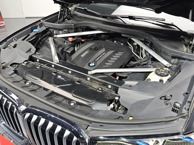 BMW X7 - 7
