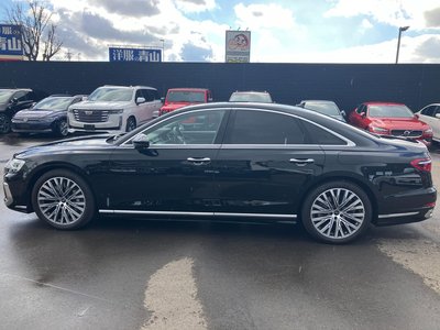 AUDI A8 - 8