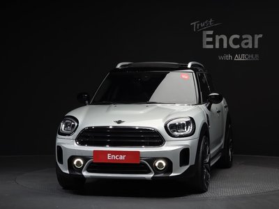 2022 MINI COOPER COUNTRYMAN photo 2