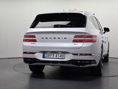GENESIS GV80 - 3
