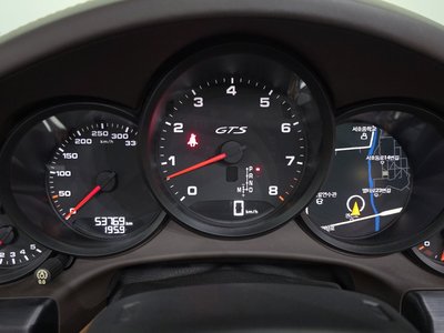 صورة 8 لـ 2019 Porsche 911