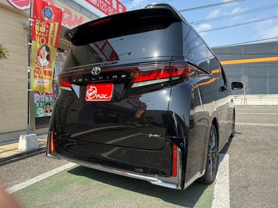 TOYOTA VELLFIRE - 2