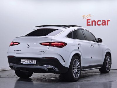 صورة 4 لـ 2023 Mercedes-BENZ GLE