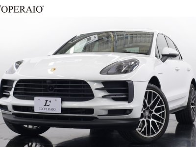 PORSCHE MACAN - 1