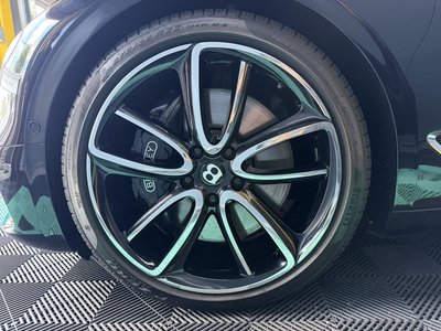 صورة 10 لـ 2020 Bentley CONTINENTAL