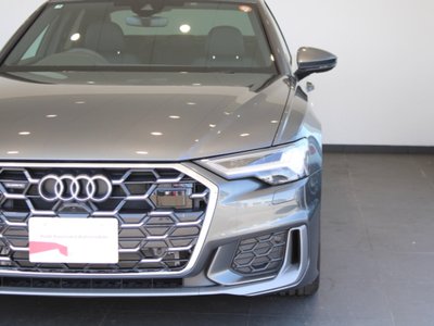 AUDI A6 - 6