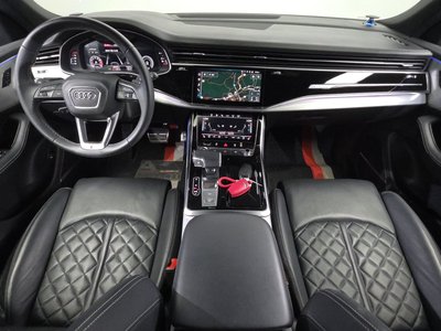 AUDI Q8 - 5