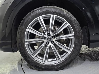 AUDI Q8 - 6