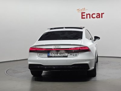 2025 AUDI A7 photo 3