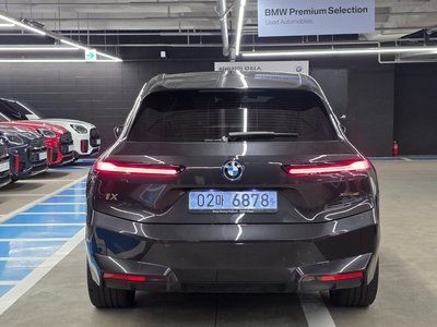 2022 BMW IX photo 3