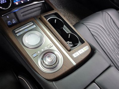 GENESIS G80 (RG3) - 9