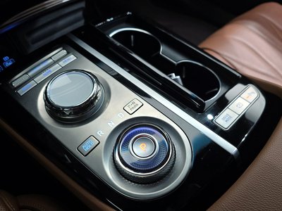 GENESIS G80 (RG3) - 9